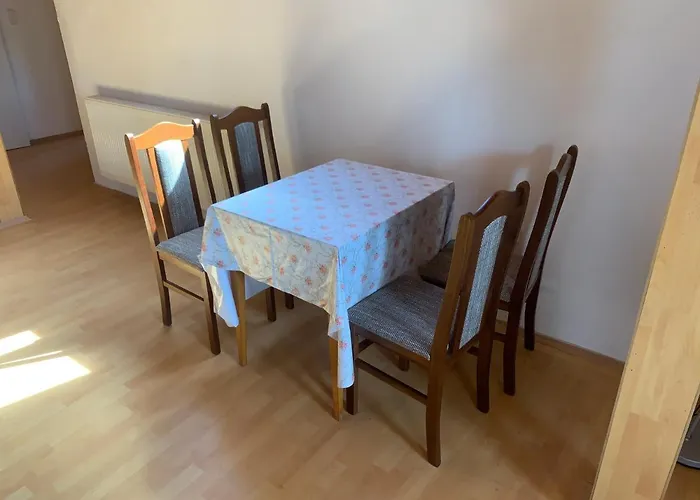 Joerghy Haus 게스트하우스 *